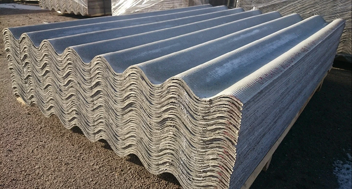 Crossing the roof with slate