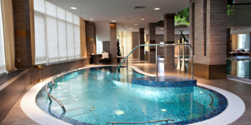 XPS в строительстве бассейнов и спа-центров: особенности проектирования и использования