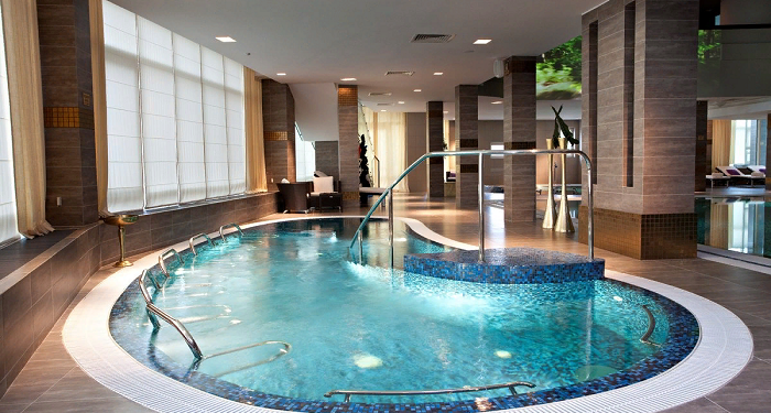 XPS в строительстве бассейнов и спа-центров: особенности проектирования и использования