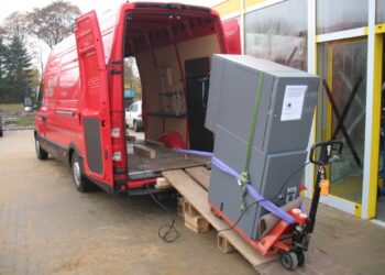 Професійне перевезення сейфів у Києві